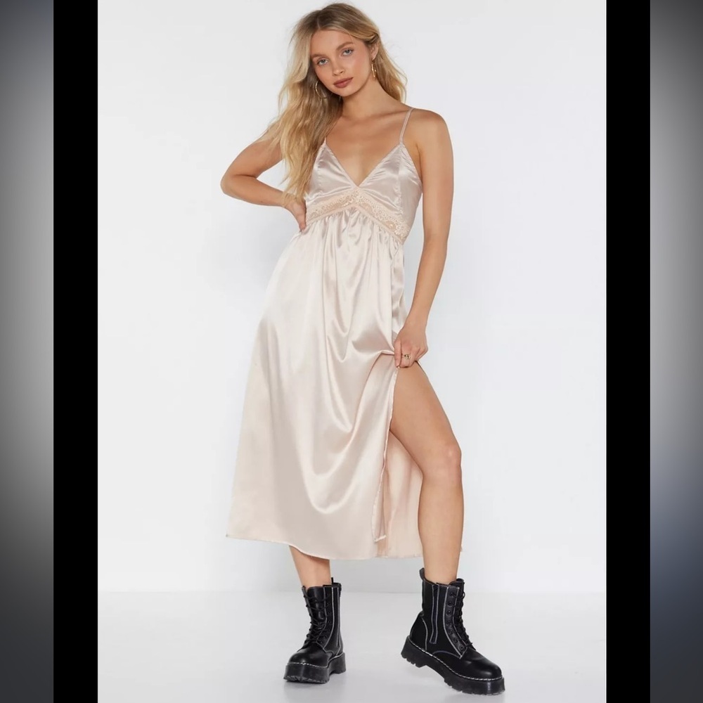 Nasty Gal Collection Love Or Just A Game Satin Midi Dress Size 2